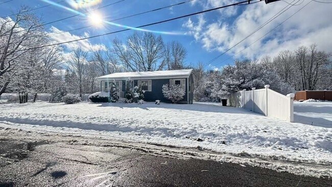 Building Photo - 48 High St