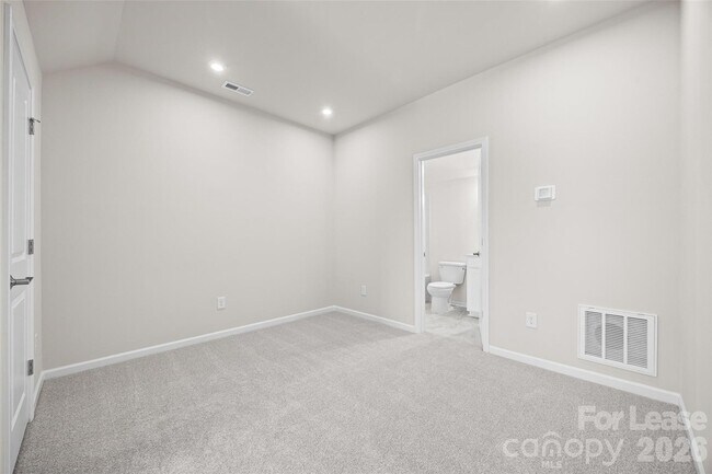 Building Photo - 5640 Kingspan Dr