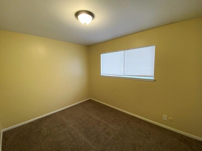 Building Photo - 1416 Jay Street