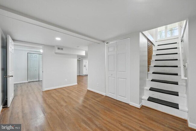Building Photo - 3993 Orange St