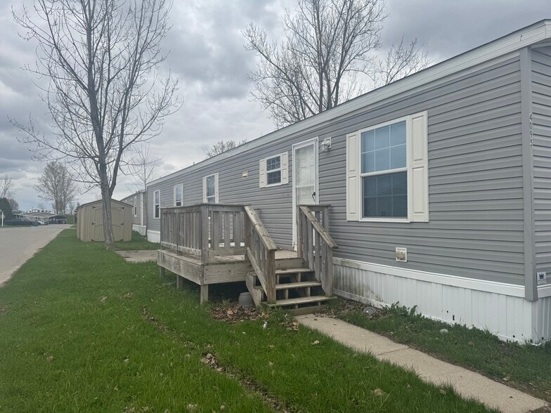 Building Photo - 4095 Geranium Ln