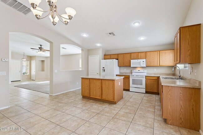 Building Photo - 17513 W Caribbean Ln