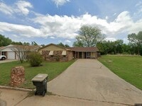 Building Photo - 304 N I St