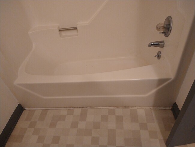 bathroom - 8813 US-64