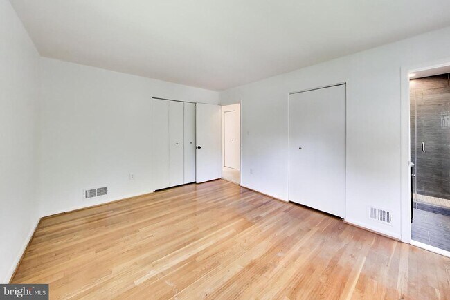 Building Photo - 11907 Hunters Ln