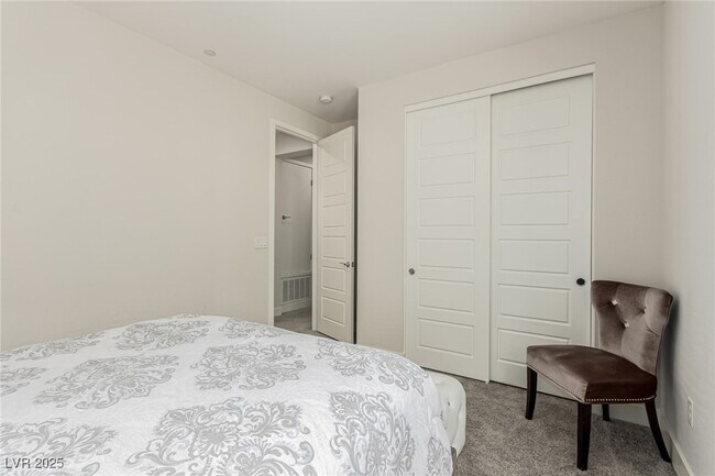 Building Photo - 11297 Gravitation Dr