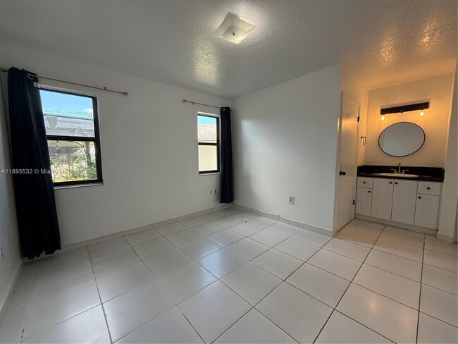 Building Photo - 20752 SW 121st Ct