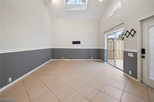 Building Photo - 6879 Pentland Way