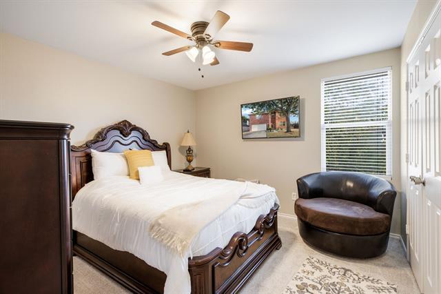 Building Photo - 9601 Euclid Dr