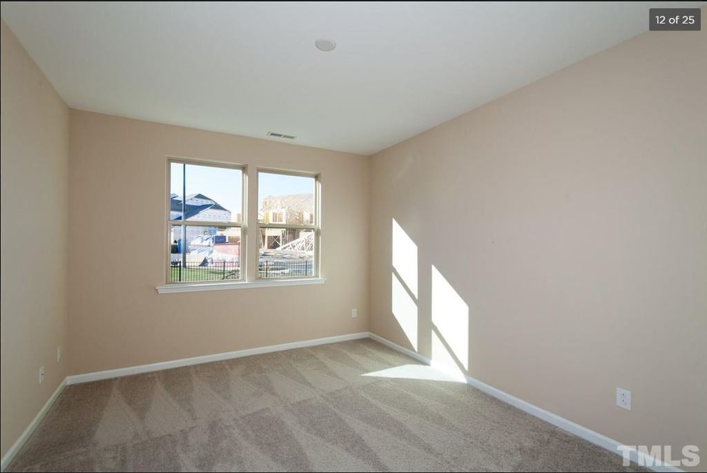 Building Photo - 130 Rubrum Dr