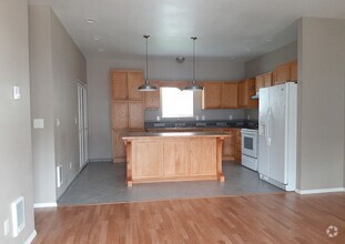 Building Photo - 2bd 1ba house