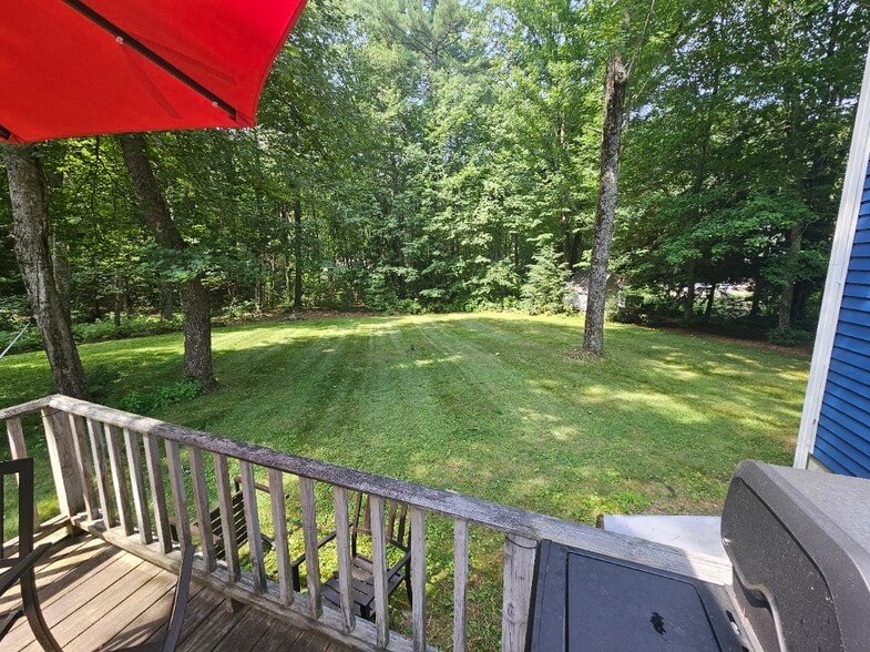 Deck - 11 Laurel Ln