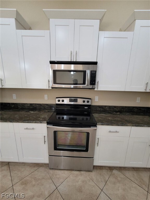 Building Photo - 704 Magnolia Ave