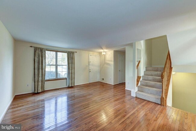 Primary Photo - 9031 Lee Hwy