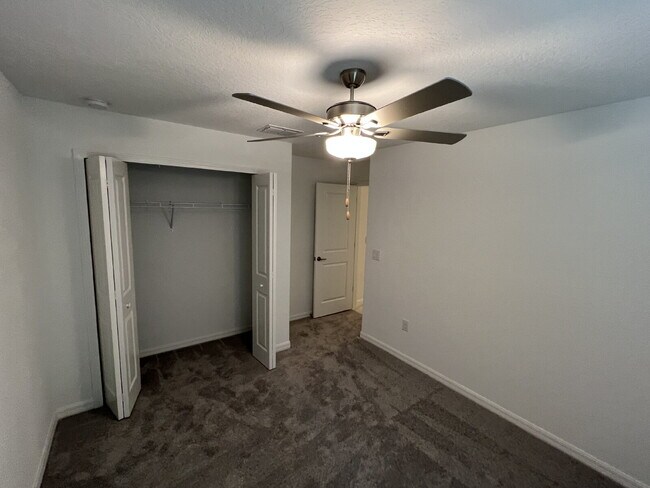 Building Photo - 12796 Weston Oaks Ln