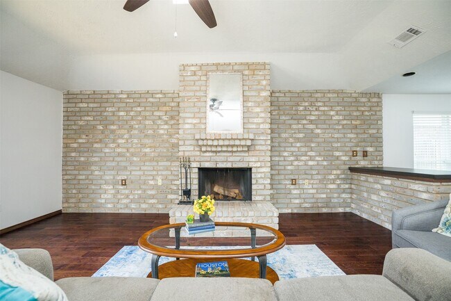 Building Photo - 12410 Pantano Drive