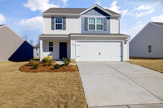 Building Photo - Well maintained 3 bedroom with second floor loft 1800 soft