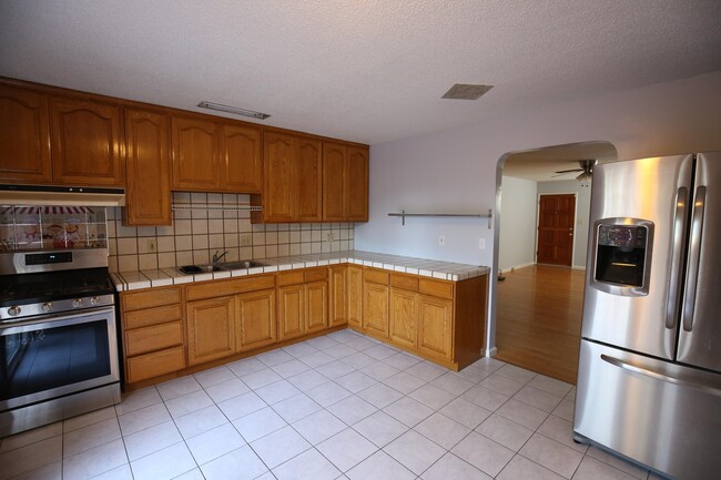 Building Photo - Floresta Gardens San Leandro Ranch Home