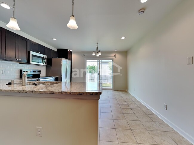 Building Photo - 423 Seabreeze Drive