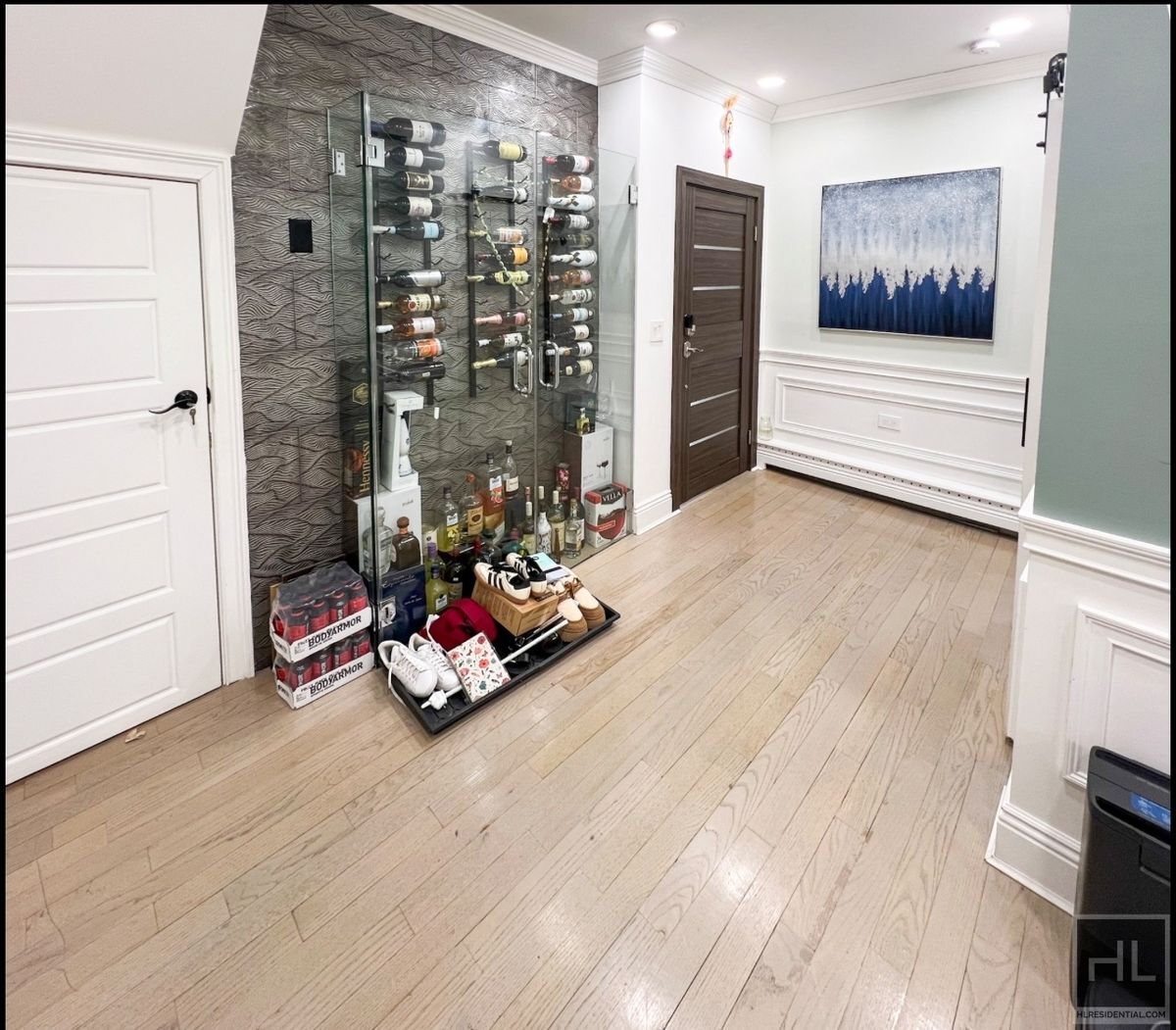 Building Photo - 3rd avenue