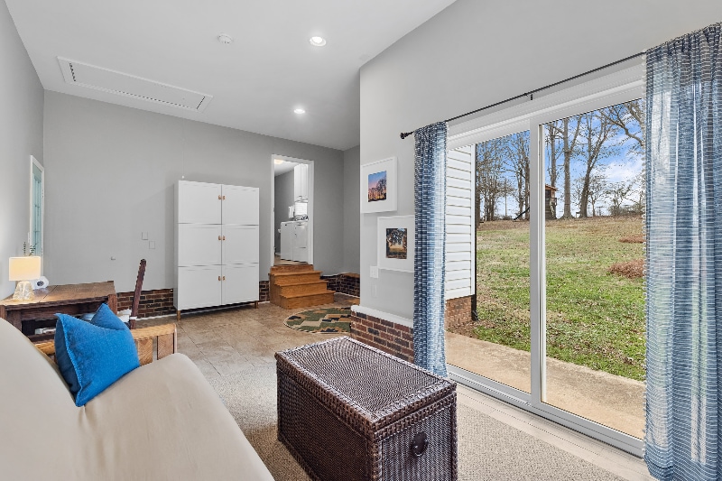 Building Photo - 1551 Decatur Dr