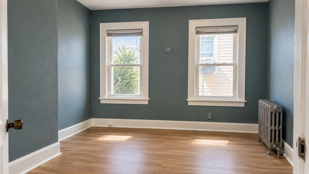 BEDROOM #1 - 1 Glennon Pl