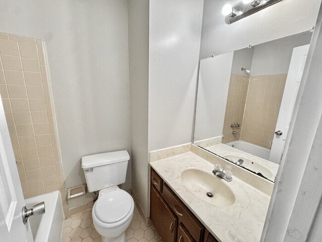 Building Photo - 7312 Countryside Road