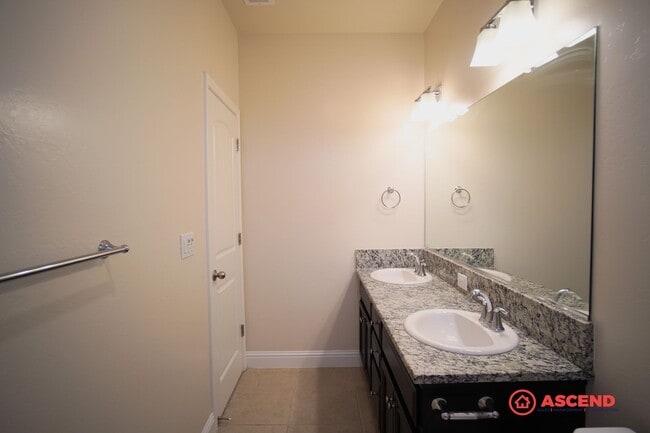 Building Photo - Remarkable 4 Bedroom Home With Office!