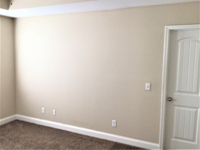 Building Photo - 133 Ohara Dr