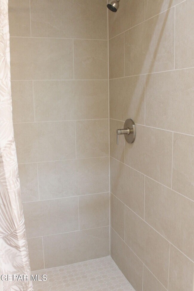 Building Photo - 815 Saguaro Park Ct