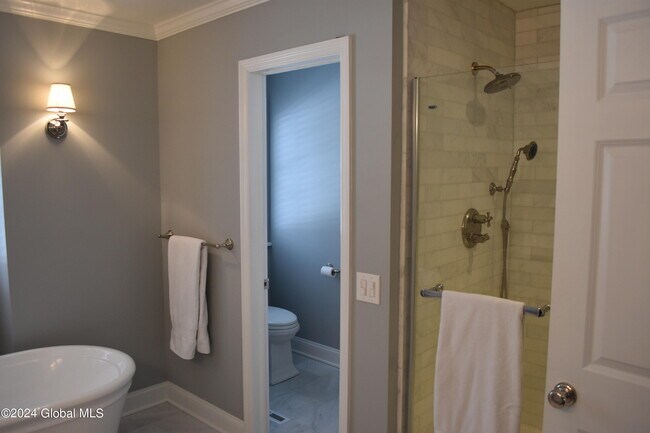 Building Photo - 63 Hearthstone Dr
