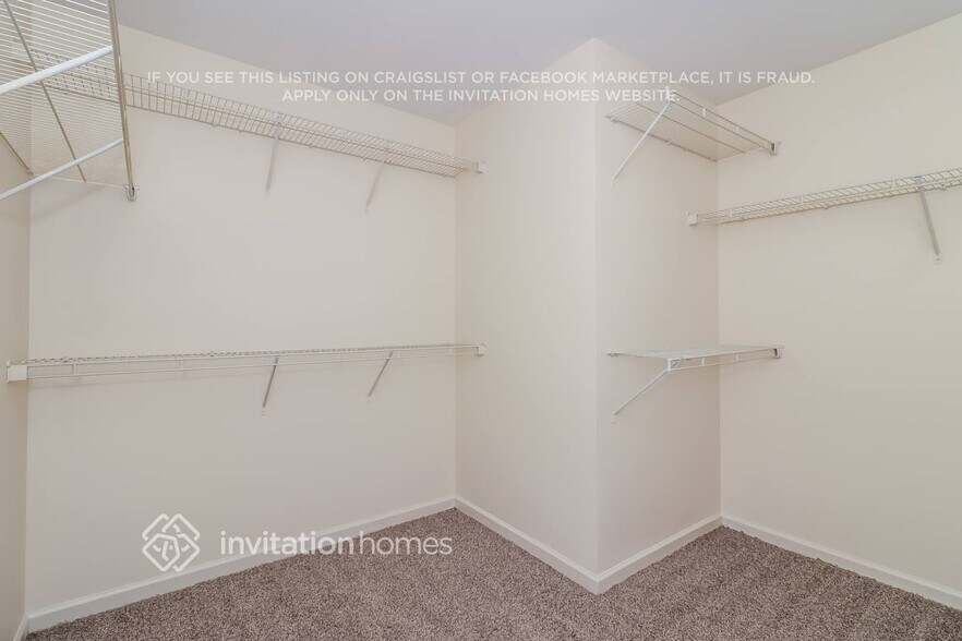 Building Photo - 3205 Franklin St