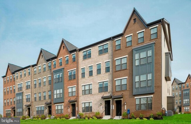 Building Photo - 43357 Radford Divide Ter