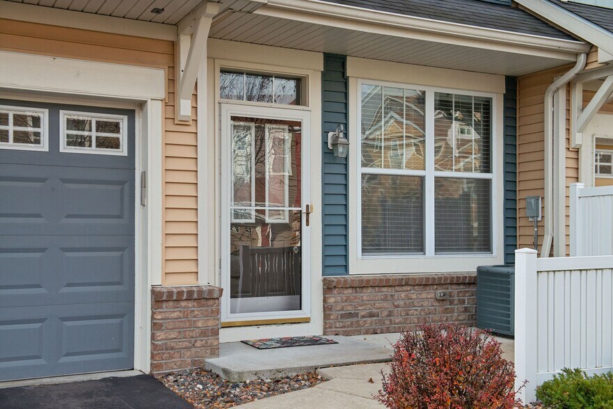 Building Photo - 9540 Washington Boulevard