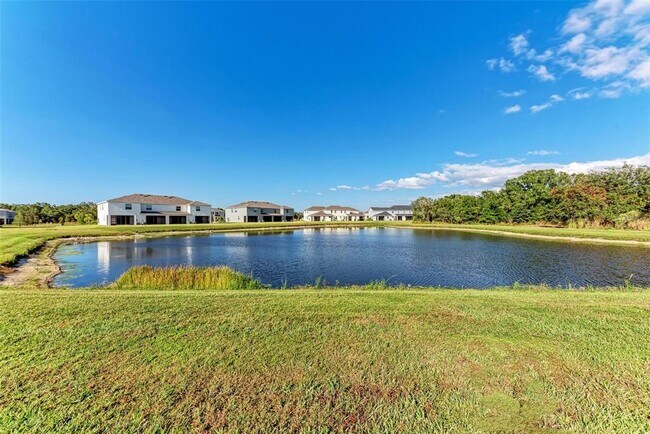 Building Photo - 11427 Planetree Pl