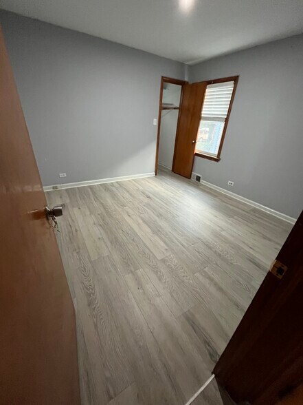 2nd bed room - 3622 W 79th Pl