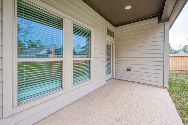 Building Photo - 213 McCrea Ct
