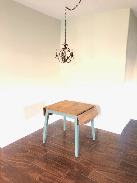 Building Photo - 41299 St Croix