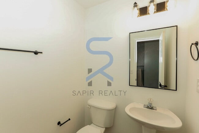 Building Photo - Relax in Total Tranquility – Stylish 2BR Home in Decatur 30034