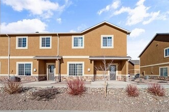 Building Photo - 7643 Sand Lake Heights