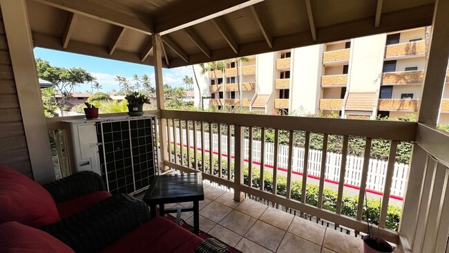 Building Photo - PARTLY FURNISHED PET Friendly $2900/month ...