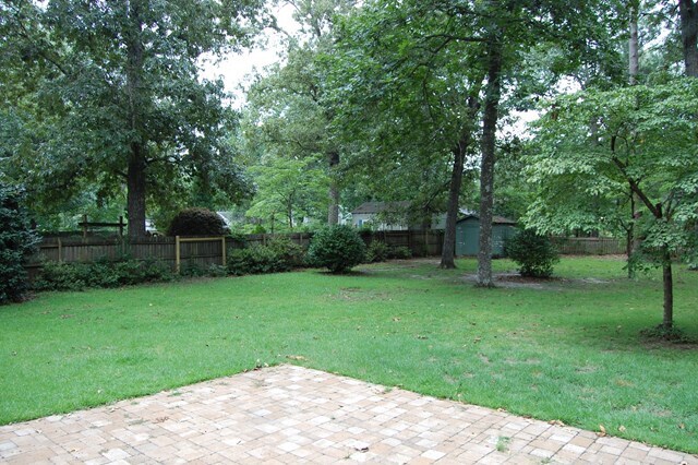 Building Photo - 815 Brandy Rd