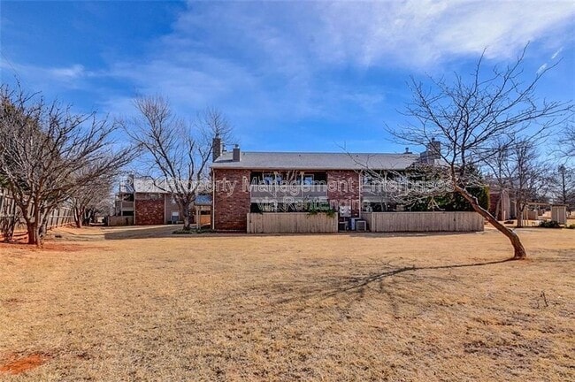 Building Photo - 11431 Springhollow Rd