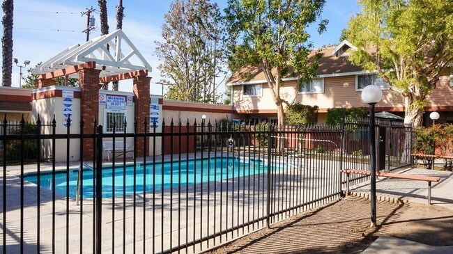 Building Photo - The Williamson Apartments