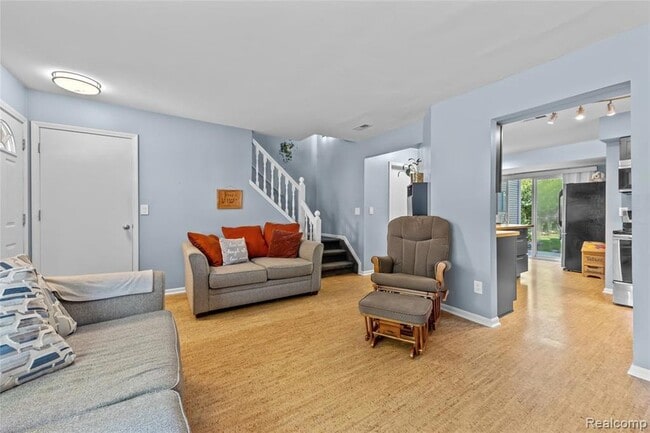 Building Photo - 1570 Streamwood Ct