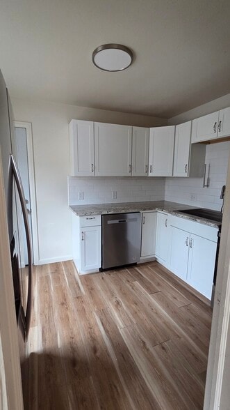 Kitchen - 2714 Snyder Ave