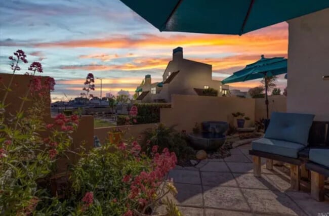 Building Photo - 155 Nantucket Ln