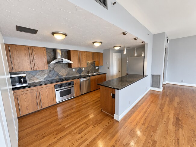 Building Photo - 3030 McKinney Ave