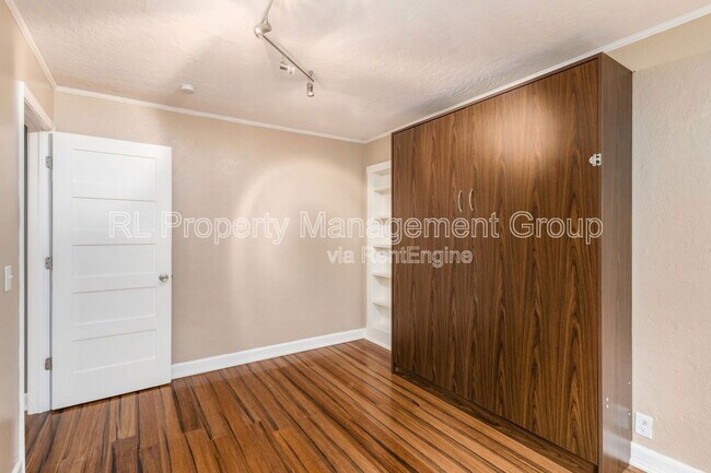 Building Photo - 413 Walhalla Rd