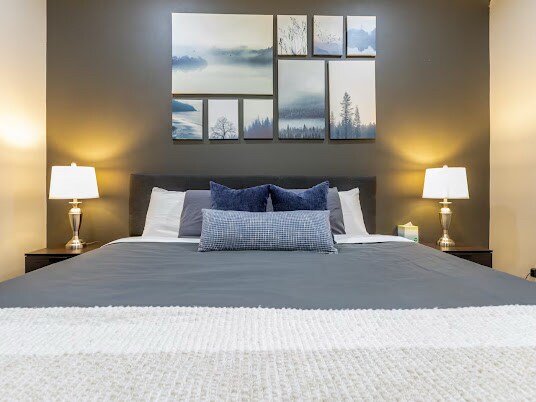 Building Photo - 8116 Kanis Oaks Dr